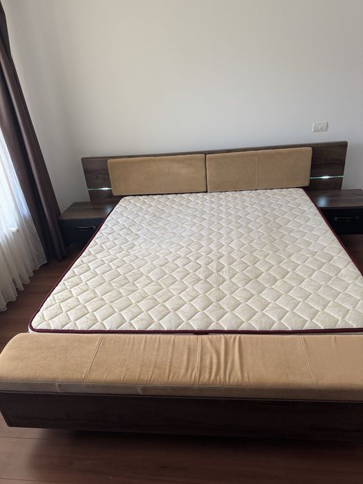 Vand pat dormitor cu saltea si noptiere 180/200