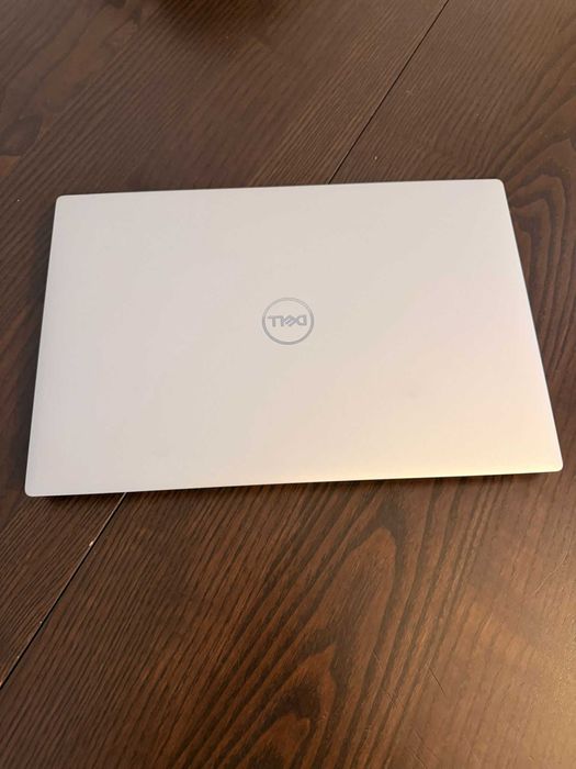 Dell XPS 14 9440 - Intel Ultra 7, 32 gb RAM, 512 gb SSD