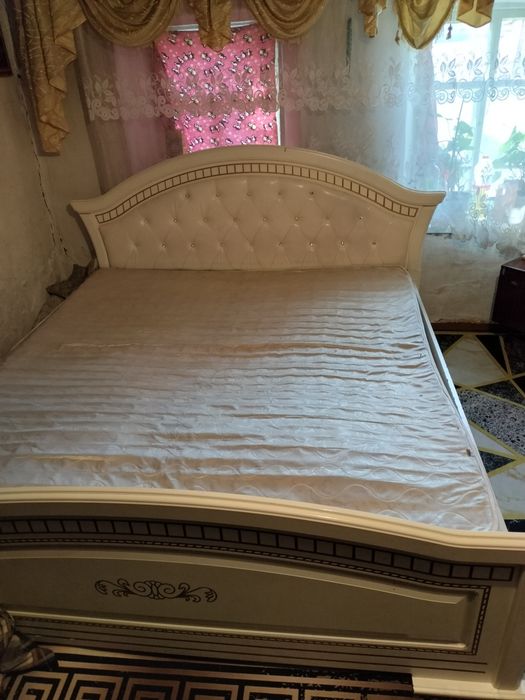 Срочно продам кровать