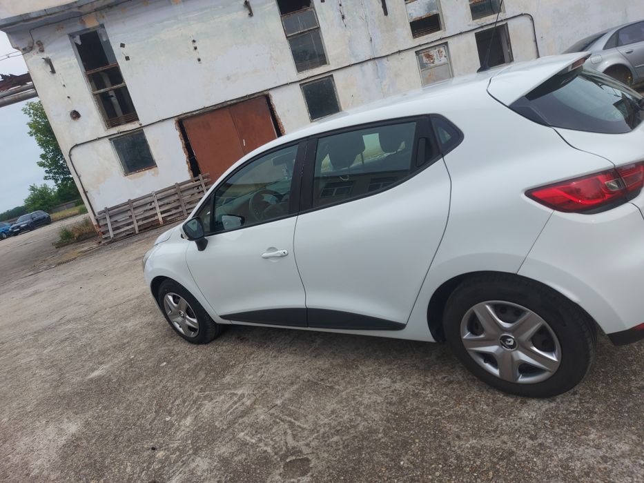 Renault Clio 4   1.5  DCI   Service la zi !!!