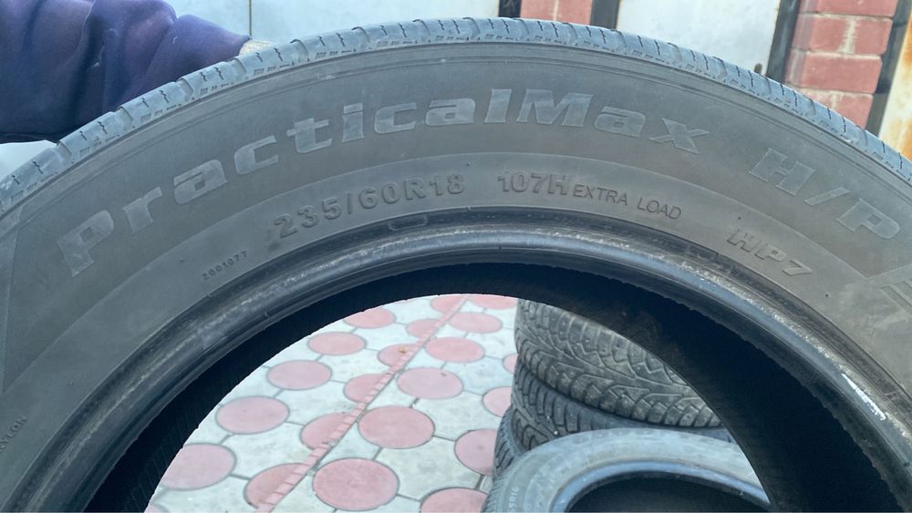 шины на машину.