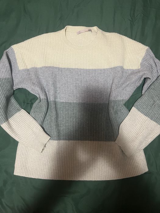 Блузки и пуловери размер М