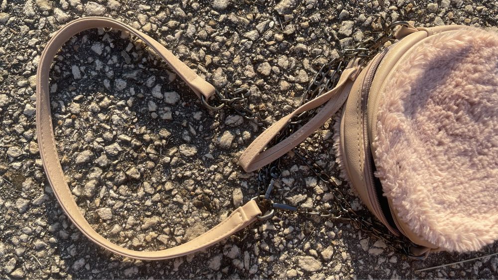 Розова чантичка- 2 лева. Почти не е носена