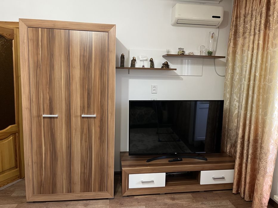 Продам стенку в гостиную