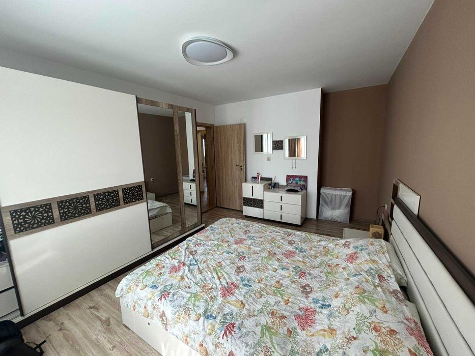 Продава се Етаж от къща в Попово - 325 кв.м за 408 €/кв.м - Снимка #2