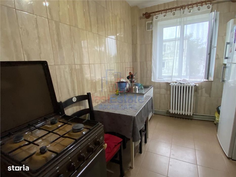 Apartament 3 camere - Cantemir
