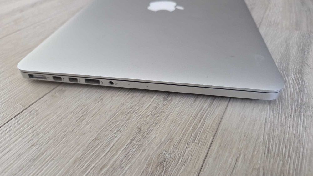 Macbook Pro 13", A1502