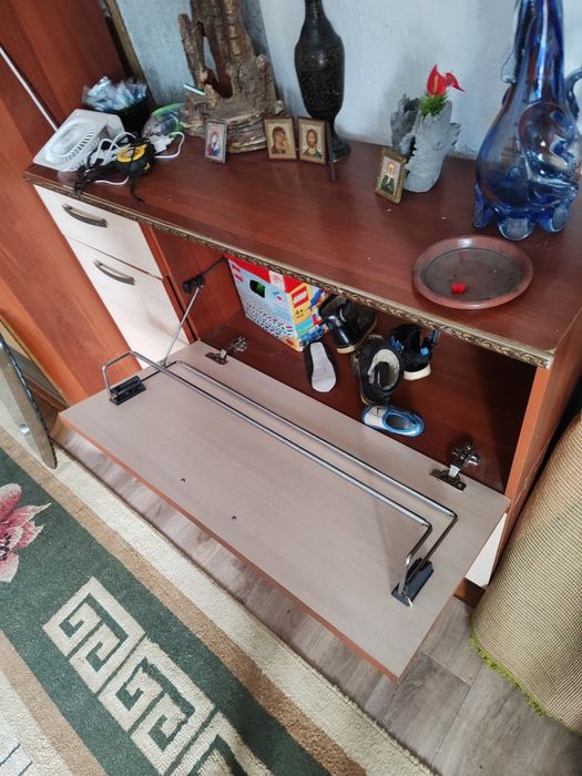 Обувница хорошего состояние