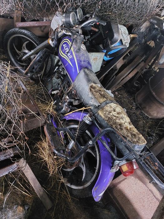 Продам скутер без мотора