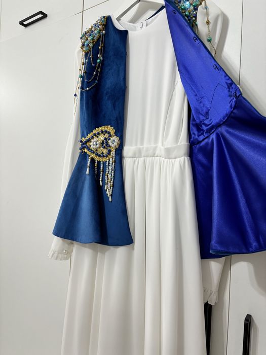 Продам платье и кажекей