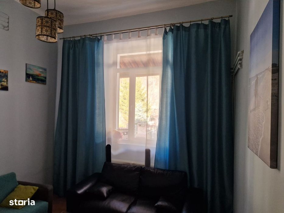 Casa in Bran - central, pretabila locuință, clinică, birouri (Moieciu)
