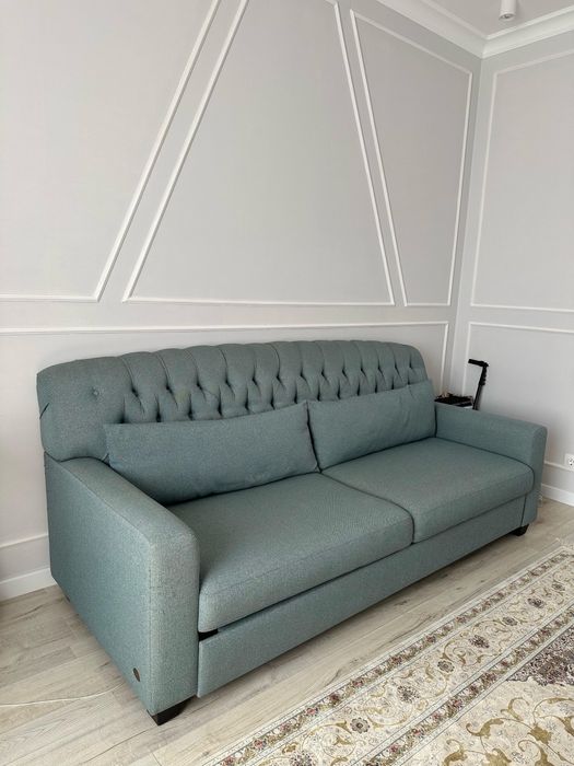 Продаю диван в отличном состоянии