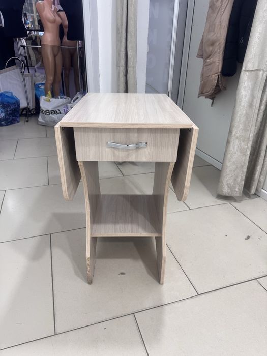 Стол раскладной с сурмой