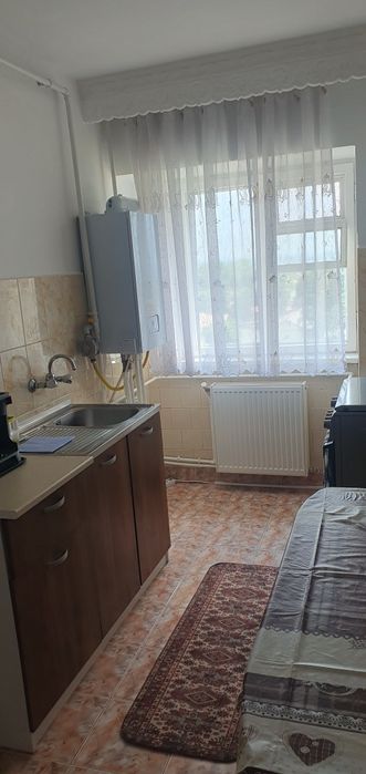 Închiriez apartament în regim hotelier
