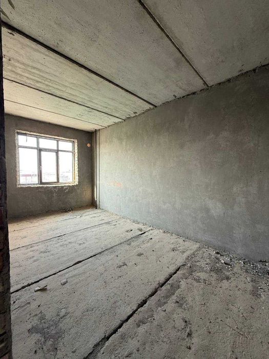 4х комнатная квартира 126кв/м в состоянии коробки, без глухих комнат