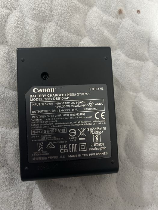Зарядка и аккумулятор canon LC-e17r