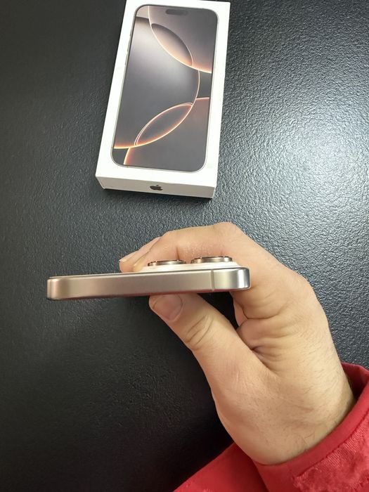 Iphone 16 pro max desert titanium