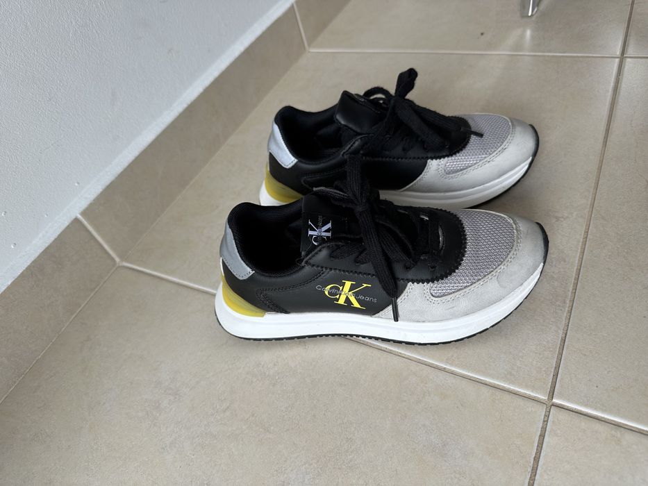 Adidasi calvin klein nr:35