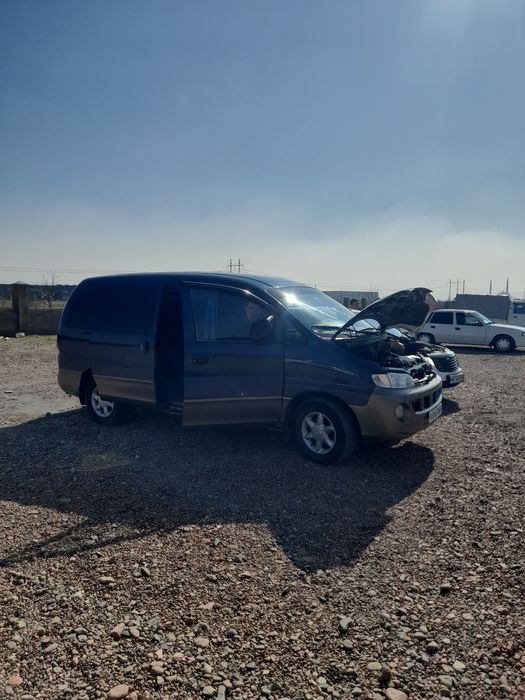 Hyundai Starex 11 mesta