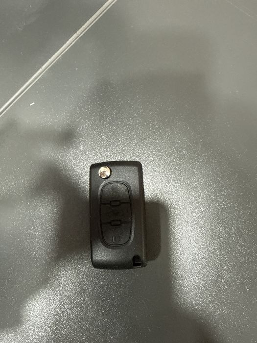 Cheie chei auto/Chei Bmw/Audi/ Key chei cu cip,telecomenzi auto.