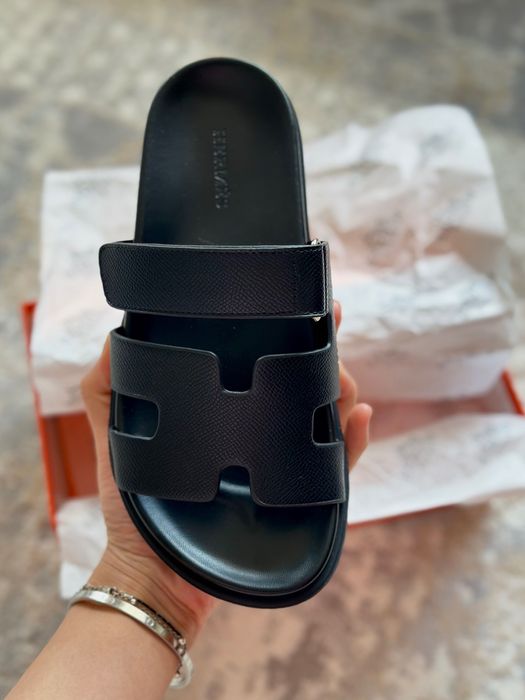 Шлепанцы Hermes на лето