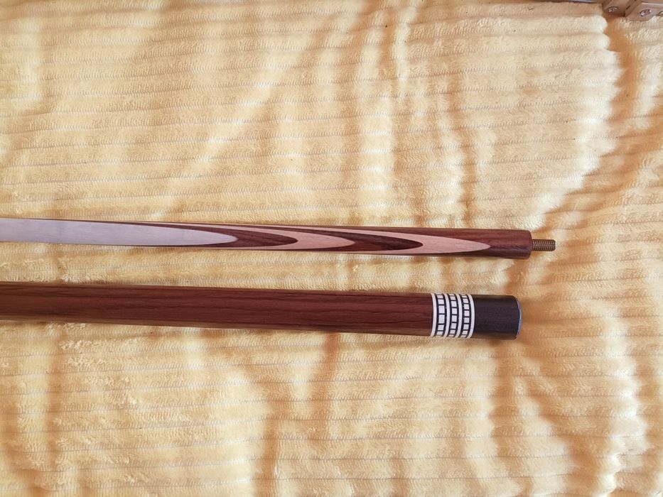 Продам бильярдный кий