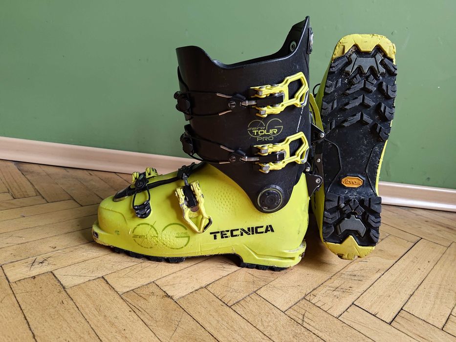Ски туринг обувки номер 25.5 (40.5) Tecnica & Fischer 26.5 (41, 1/3)