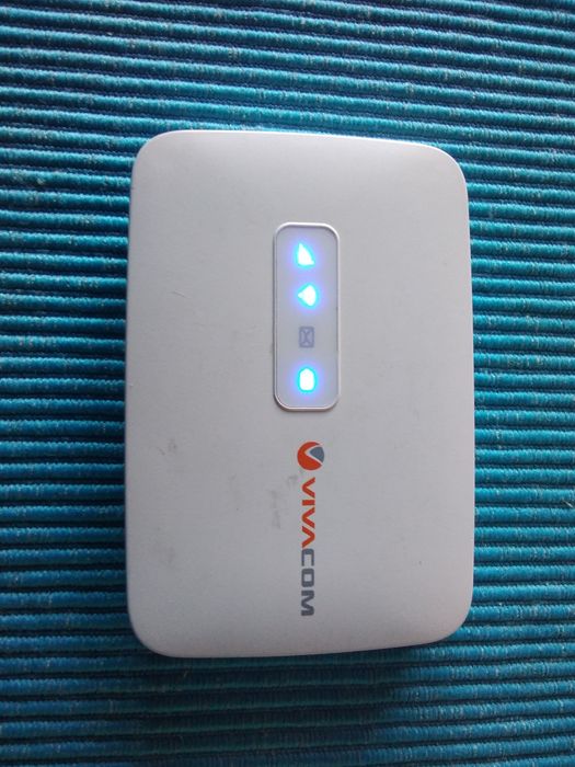 Страхотна 4G бисквитка мобилен джобен рутер за сим карти на Виваком