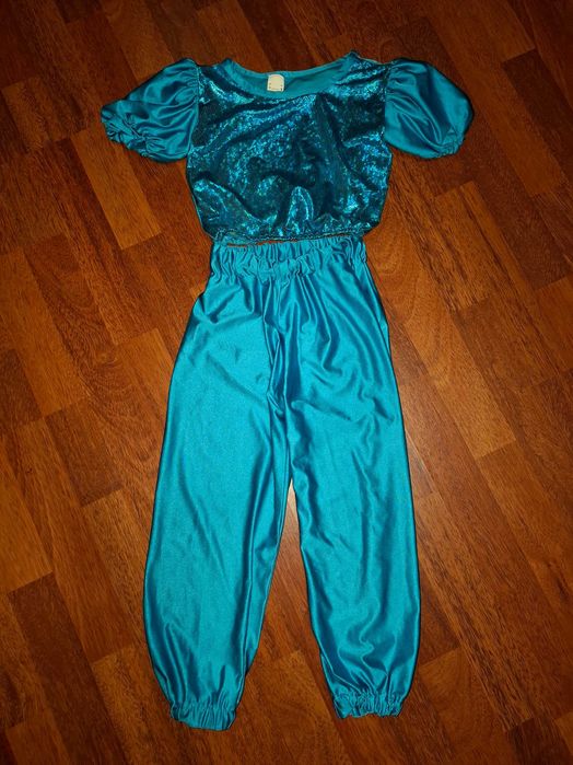 Costum dans fata 116-122