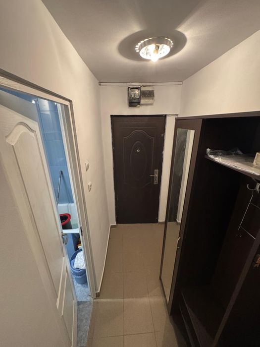 Apartament 2 Camere Decomandat,Etaj 7/10,Metrou Lujerului, Renovat