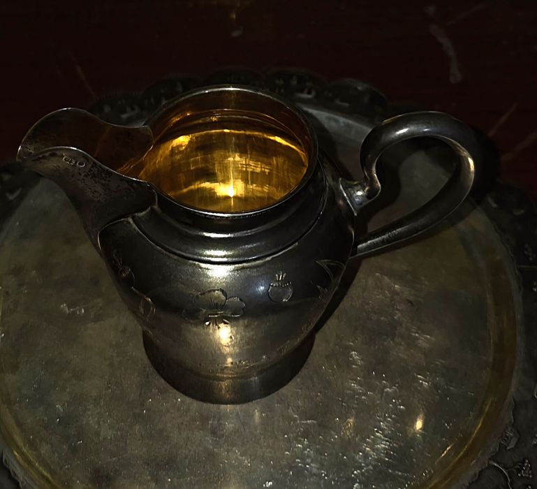 Царские Чайник и Молочник. Серебро 84 пробы. По Цене за 1 грамм