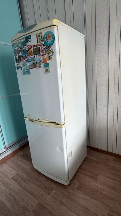 Продам холодильник LG бу рабочий