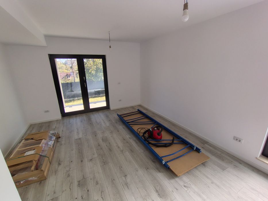 Casa valea adâncă individuala