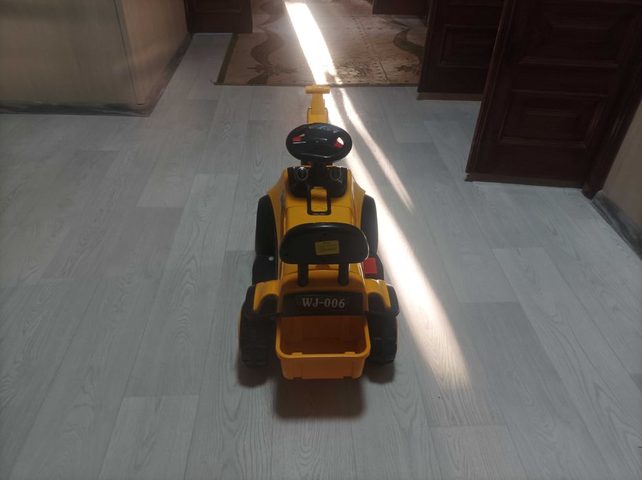 Электро экскаватор