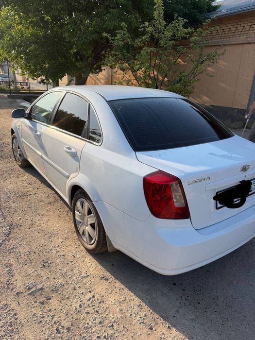 Chevrolet Lacetti / Gentra 2010 — 3