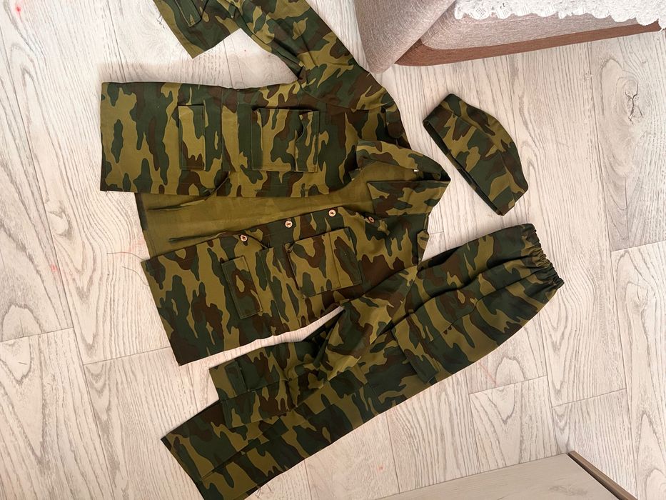 Военная форма на ребенка  размер 40