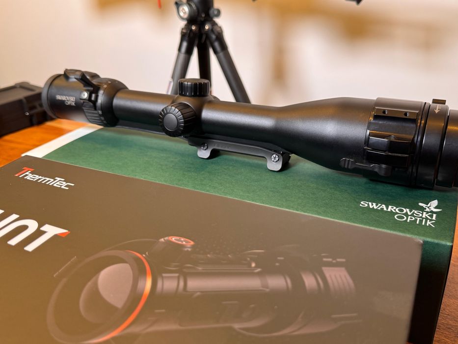 Luneta Swarovski Z8i+ 5-40x56 + prindere Blaser + Thermtec Hunt 335 + Rusan