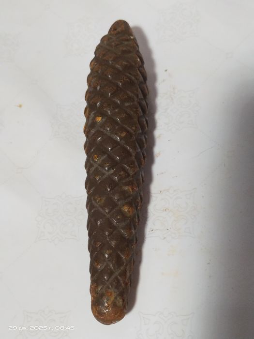 Гиря от часов на запчасти .