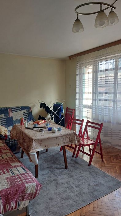 Продава се Тристаен апартамент в Разлог - 65 кв.м за 1077 €/кв.м - Снимка #2