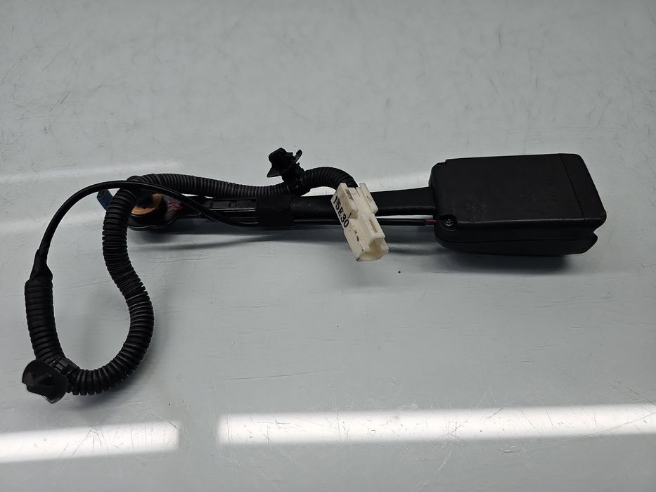 Capsa centura dreapta fata Hyundai Tucson (TL) [Fabr 2015-2020] 88840-