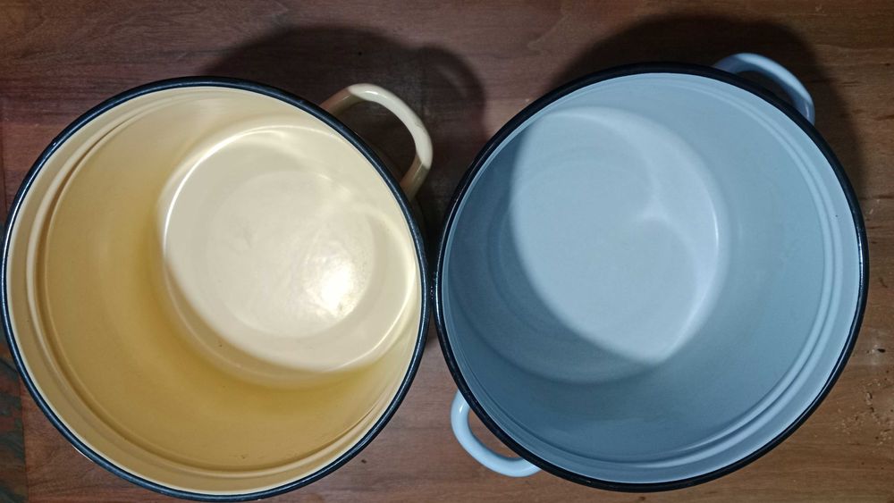 продам кастрюли разные