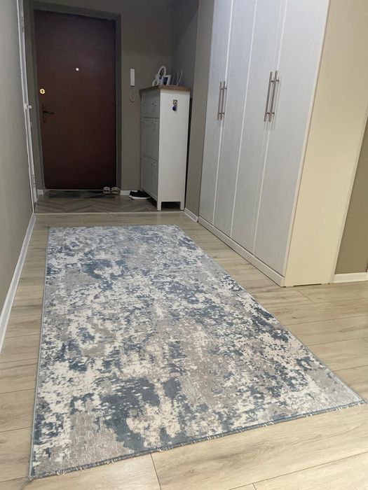 Продам ковёр 18000