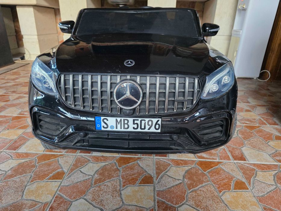 Акумулаторна детска кола Mercedes
