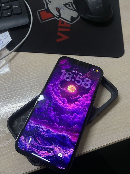 Продам айфон 13 про