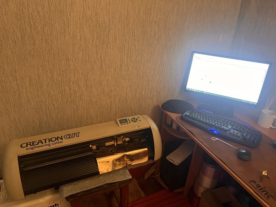 Продам плотер с системный блоком