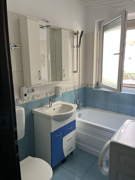 Inchiriez garsoniera tip studio cu loc de parcare