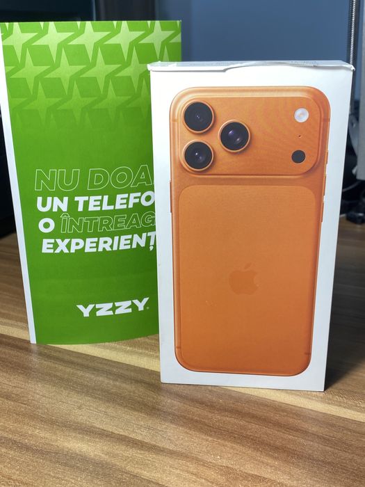 iPhone 17 Pro Max • 256 GB • Cosmic Orange