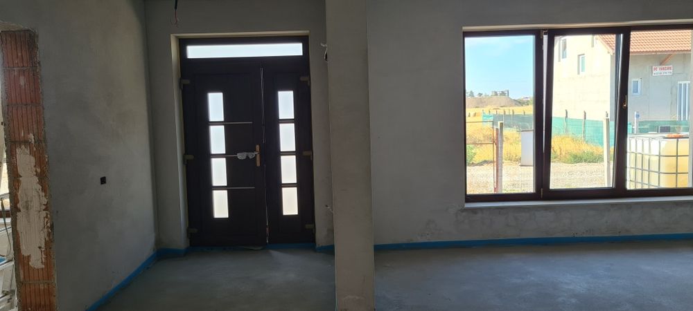 Casă de vânzare cu trei fronturi stradale – Oradea, Str. Cedrilor | Co
