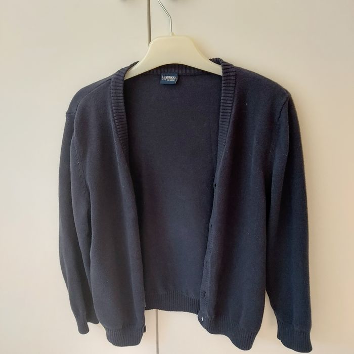 Обувь, школьная одежда для мальчика 7,8 лет.