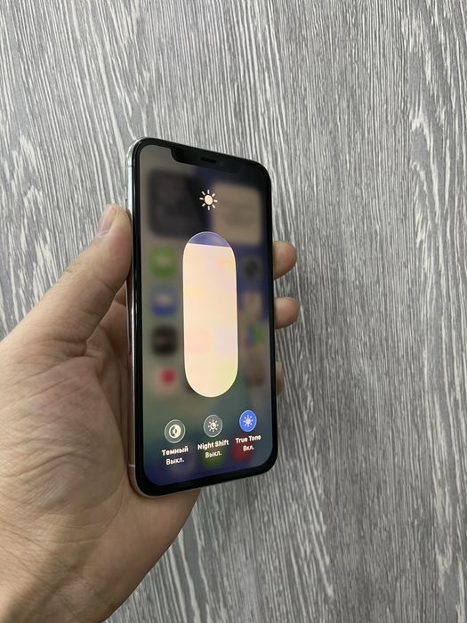 IPhone 11 Pro 64GB          .